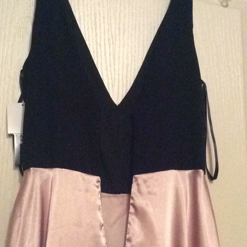 FORMAL DRESS - Picture 6 of 7